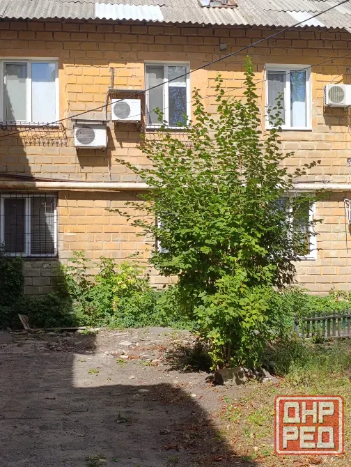 Продам 3-х ком квартиру 2/2, 63 м2. Куйбышевский район.Бакинских комиссаров. Донецк - изображение 1