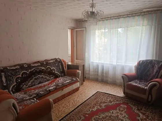 сдам 2х комн квартиру в калинин. р-не, бул. шахтостроителей- пр. мира. отличная. Донецк