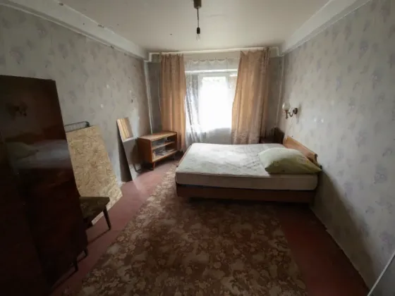 Продам 3-комнатную квартиру. Донецк