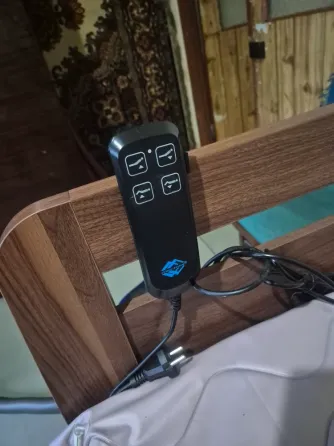 Продам медицинскую кровать с электроприводом Торез