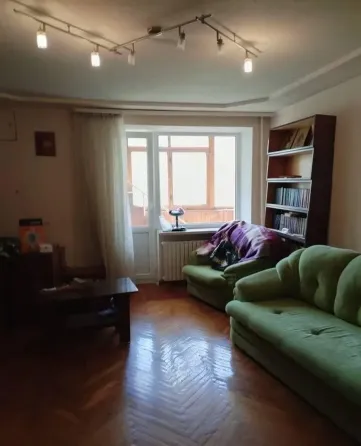Продается 3- х комнатная квартира, пр-т Ильича, дом 85 Донецк