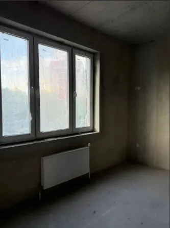 4 комнатная квартира 130 м.кв, жк центральный, Донецк Донецк