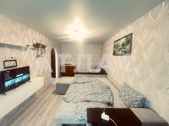 1-к квартира, 4/5 этаж, 30м², арт. 143759408 Мариуполь