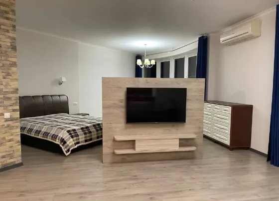 Продается квартира-студия, пр.-т Ильича 17В, жк "Европейский" Донецк