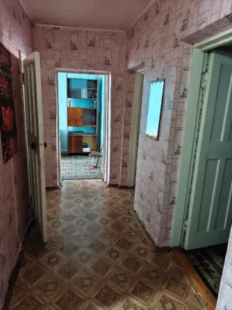 Продам 3-х комнатную  квартиру г. Снежное Снежное