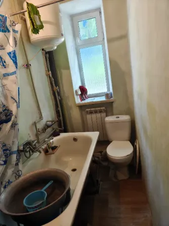 Продам 3-х комнатную  квартиру г. Снежное Снежное
