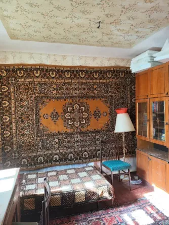 Продажа дома,пл. Бакинских комиссаров,,гос.акт на землю. Донецк