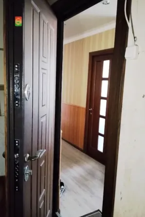 Продам 3ком.кв.-Центральный район, 23жмр с ремонтом Мариуполь