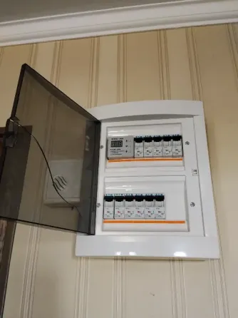Продам 3ком.кв.-Центральный район, 23жмр с ремонтом Мариуполь