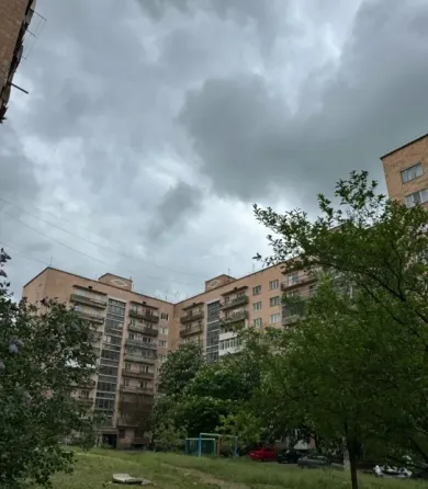 Продается 2-комн квартира, Зугрэс Зугрэс