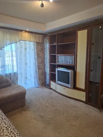Травматология, 2к. кв-ра, отличная, пр-кт Титова Донецк