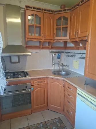 Травматология, 2к. кв-ра, отличная, пр-кт Титова Донецк