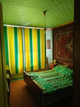 Продам 2 х комнатную квартиру в Донецке на Бирюзова Донецк