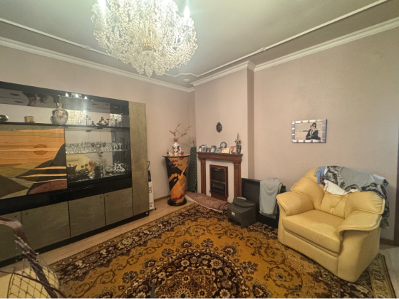 3комнт., ул. Артёма, самый центр, Москва Донецк