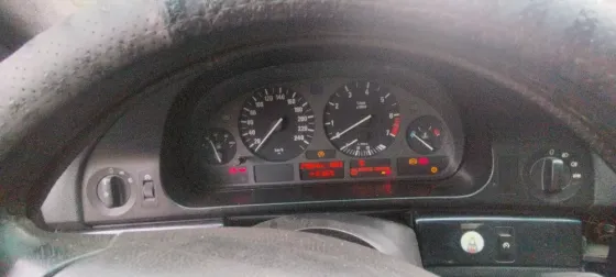 Продам бмв е39 Донецк