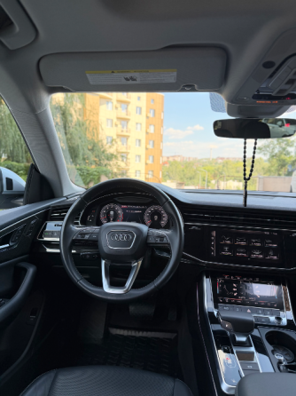 Audi Q8 Premium Plus Донецк