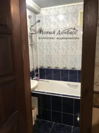 Продам 2 х комнатная квартира в Киевском районе, ул. Брюсова. Школа 19 Донецк