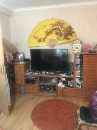 Продам 2ком Площадь Свободы 3/5 с ремонтом, мебель и техника рядом остановка, школа Донецк