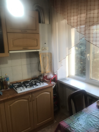 Продам 2ком Площадь Свободы 3/5 с ремонтом, мебель и техника рядом остановка, школа Донецк