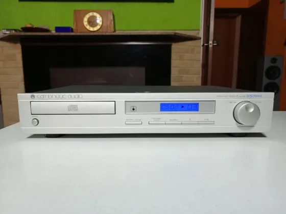 Проигрыватель CD дисков Английской фирмы "Cambridge Audio"-D-500SE Донецк