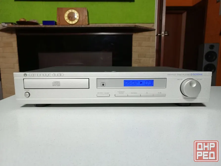 Проигрыватель CD дисков Английской фирмы "Cambridge Audio"-D-500SE Донецк - изображение 1