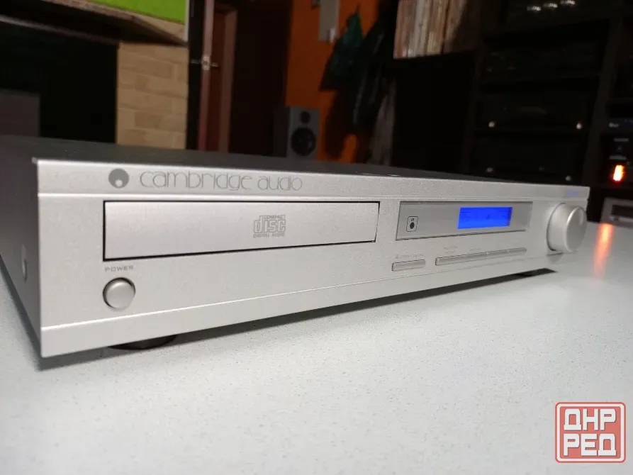 Проигрыватель CD дисков Английской фирмы "Cambridge Audio"-D-500SE Донецк - изображение 2