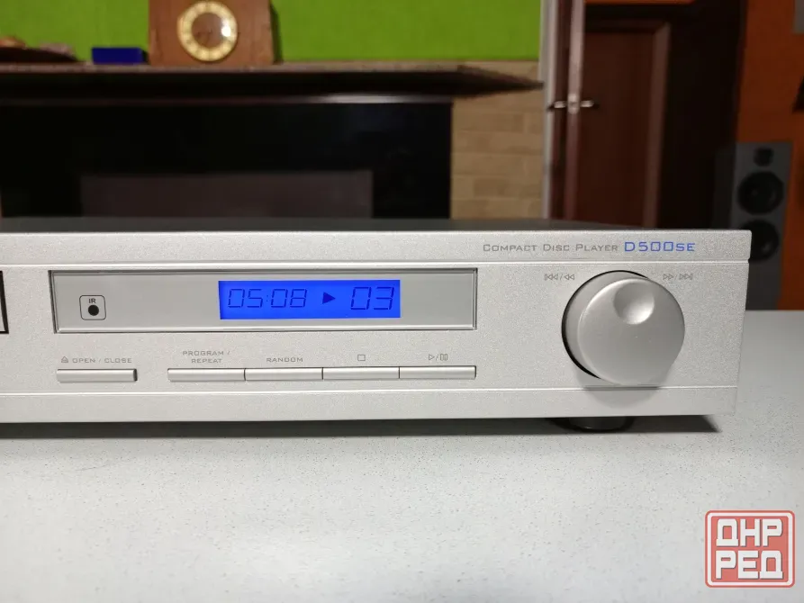 Проигрыватель CD дисков Английской фирмы "Cambridge Audio"-D-500SE Донецк - изображение 4
