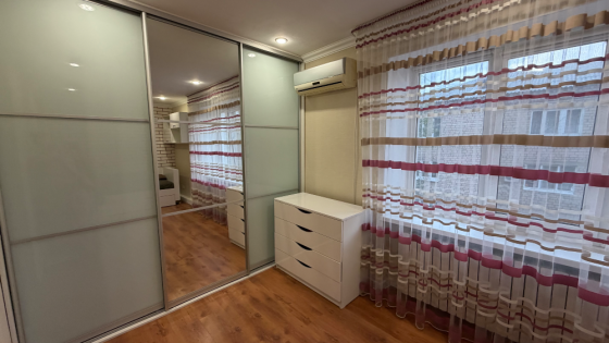 Продам 2 к кв Мотодром Донецк
