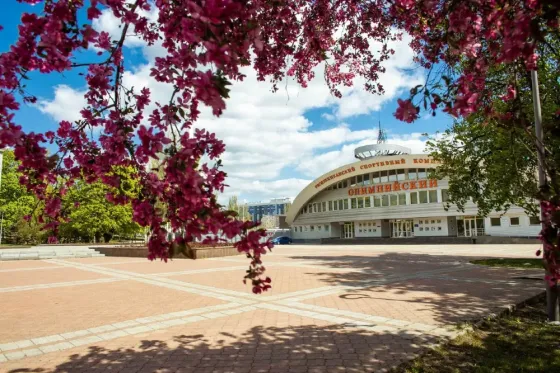 Продается 2 - х комнатная квартира, ул. Артема (cпорткoмплeкc "Oлимпийcкий") Донецк