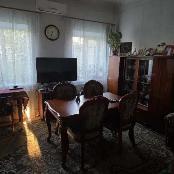 Продажа дома в Киевском районе, улица Еременко. Дом ухоженный, центральная канализация. Донецк