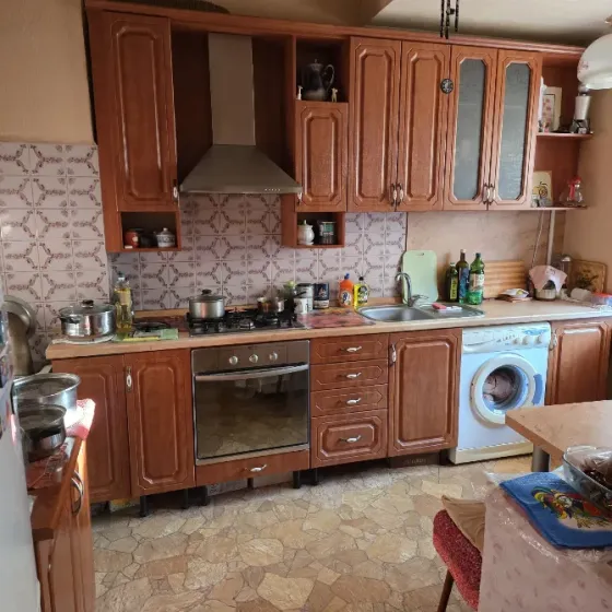 Продажа дома в Киевском районе, улица Еременко. Дом ухоженный, центральная канализация. Донецк