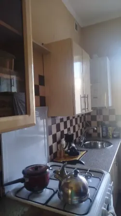 Продам двухкомнатную квартиру в самом центре, автономка Макеевка