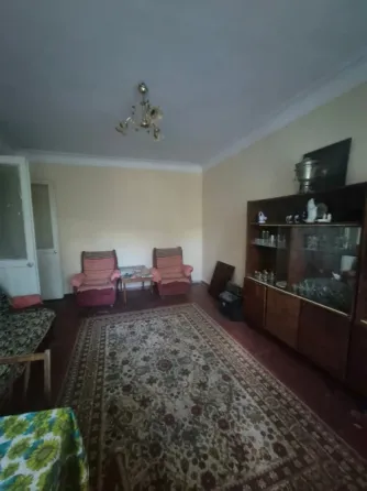 Продам 2х комн квартиру Донецк