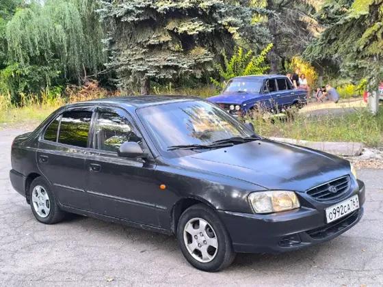 Продам Hyundai Accent 2008, 2.0 бензин на автомате Енакиево