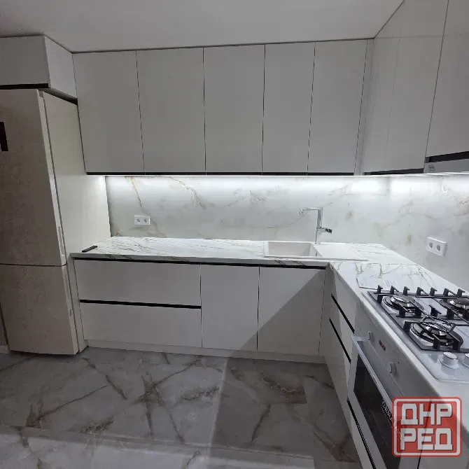 Продажа 1 комнатной крупногабаритной квартиры в Калининском районе, ул. Разенкова. Донецк - изображение 2