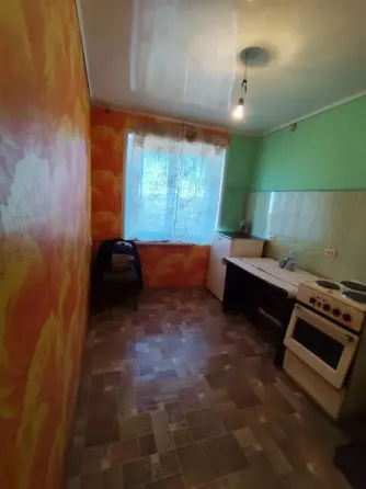 Продается 3-комн. квартира, г. Торез, центр Торез