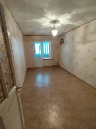 Продается 3-комн. квартира, г. Торез, центр Торез