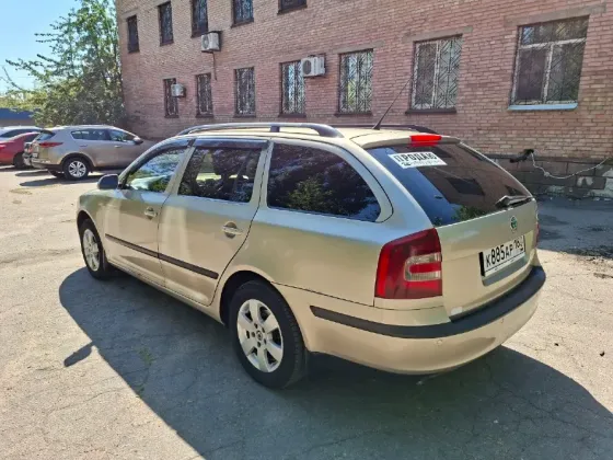 Skoda Octavia SW 1.6 Макеевка