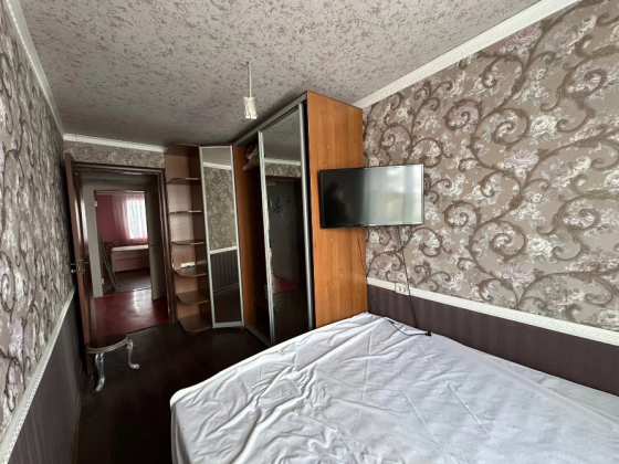 Продам 3-х комнатную квартиру в центре города Харцызск бул. Полупанова Харцызск