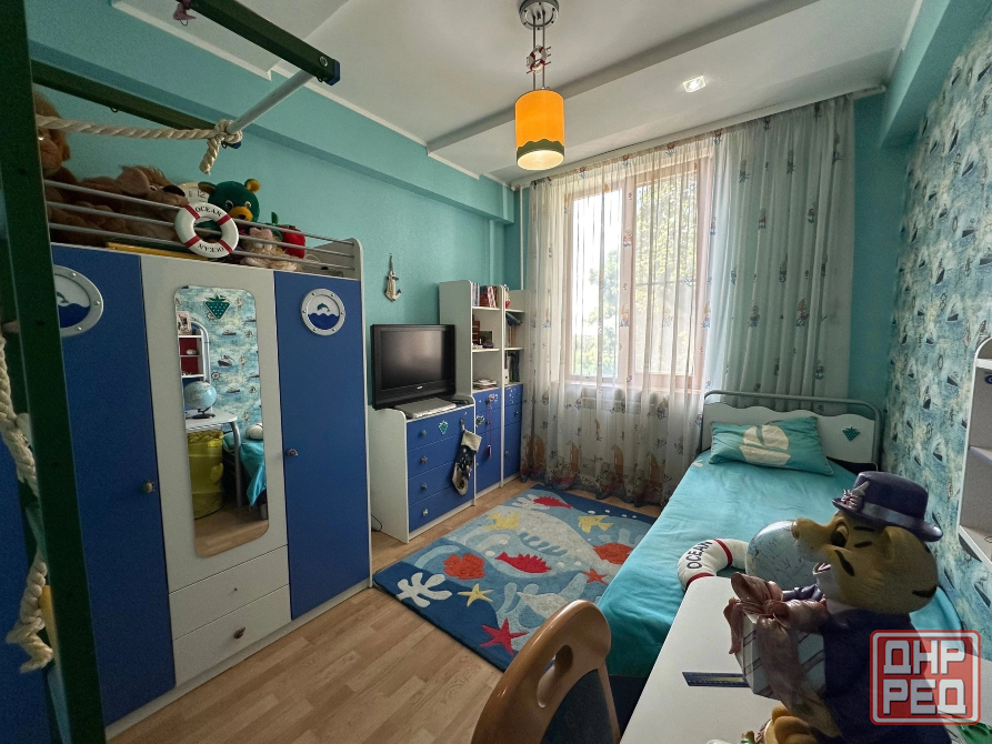Продаётся просторная, светлая и уютная квартира площадью 84 м² на комфортном 3 этаже 4х этаж-го дома Харцызск - изображение 3