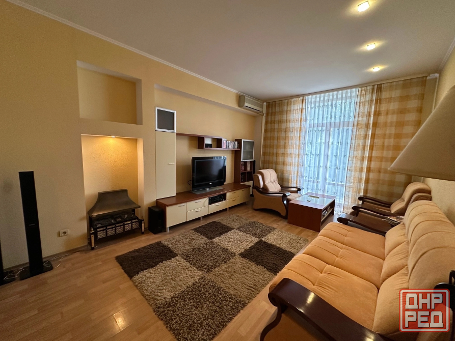 Продаётся просторная, светлая и уютная квартира площадью 84 м² на комфортном 3 этаже 4х этаж-го дома Харцызск - изображение 1