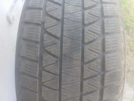 Шины Bridgestone Blizzak DM-V3 255/50 R20 зима б.у Донецк