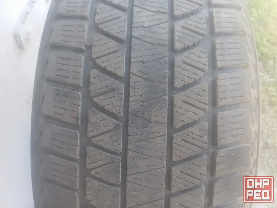 Шины Bridgestone Blizzak DM-V3 255/50 R20 зима б.у Донецк - изображение 1
