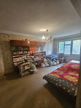 Продам 3-х комн квартиру в городе Луганск квартал Левченко Луганск