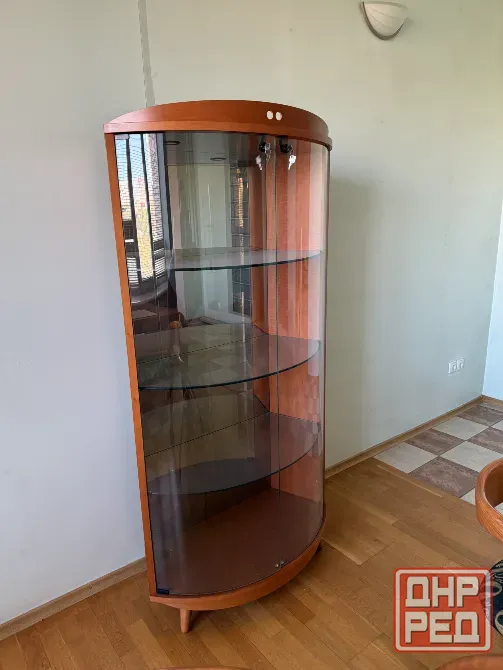 Продам витрину/стеллаж Донецк - изображение 1