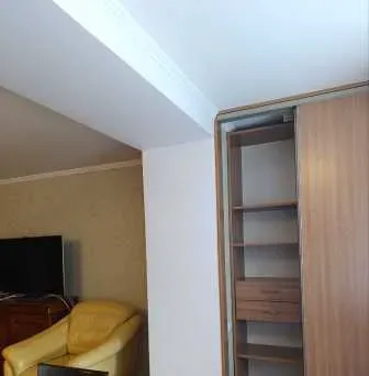 Продам 3-х комнатную, Центр Донецк