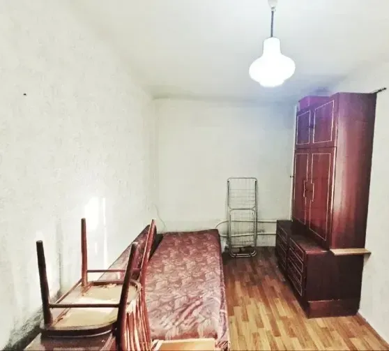 Продам 2-х комнатную, Буденовский район, Караван Донецк