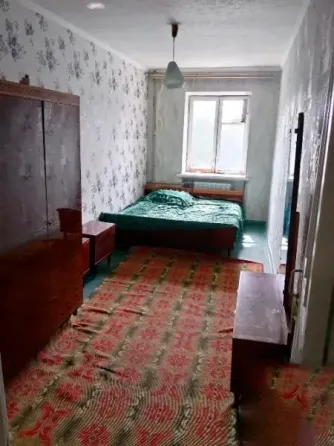 Сдаю 3 ком. с накопителем на Изумруде, ул. Университетская, в офис ехать не нужно Донецк