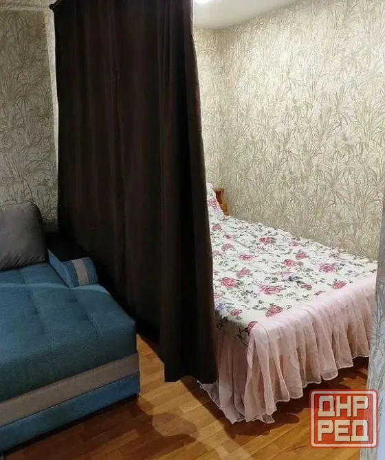 Будённовский район студия с балконом, ул. Молодогвардейцев Сдаётся уютная 1-комнатная студия Донецк - изображение 1