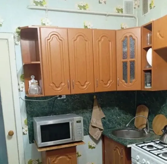 Ворошиловский район (центр) 2-комнатная квартира, ул. Артёма Донецк